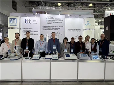 NeuronBC Moskvadagi Pharmtech ko'rgazmasida o'zining farmatsevtika uskunalari...